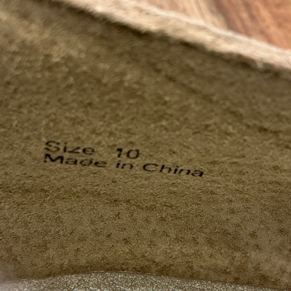 Dolce Vita Beige Suede Platform Loafers Chain Detail Slip On Shoes Womens 10 - Picture 5 of 13